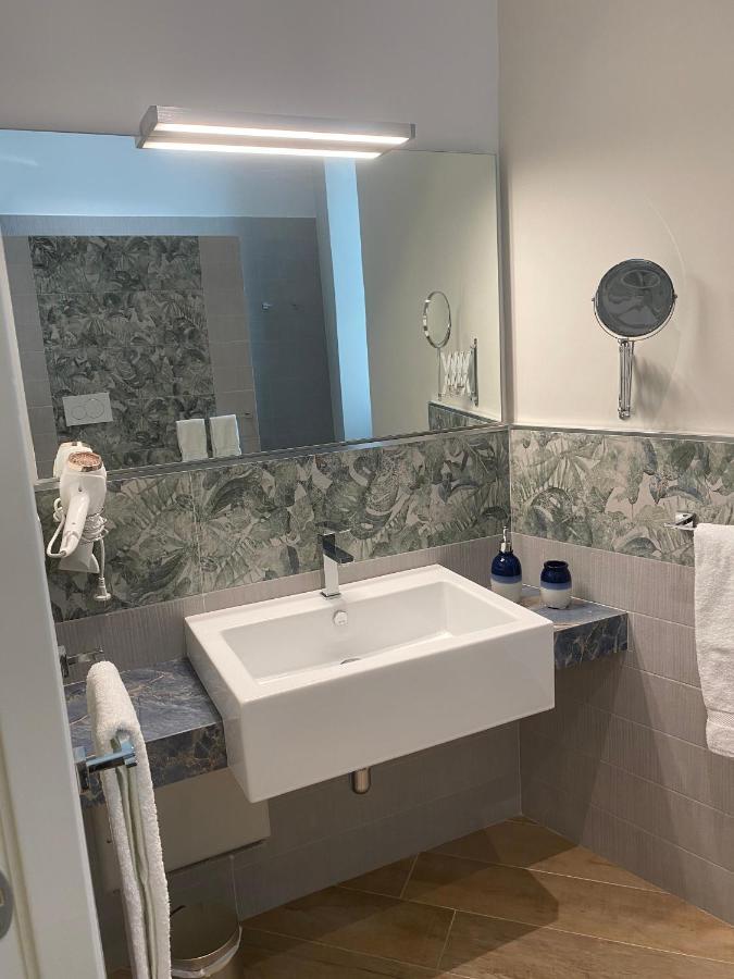 Porto Di Mare B&B Giovinazzo Exteriör bild