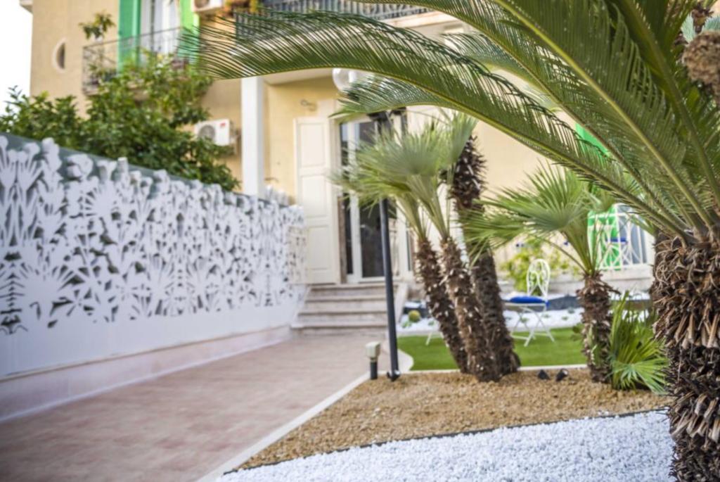 Porto Di Mare B&B Giovinazzo Exteriör bild